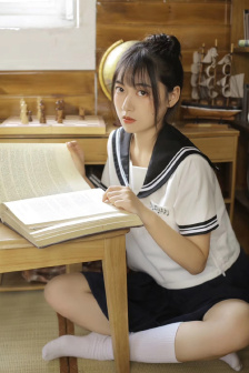 纯白轮舞曲